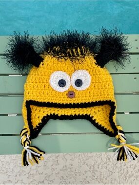 Yellow and Black Bee Baby Hat – Newborn Hat